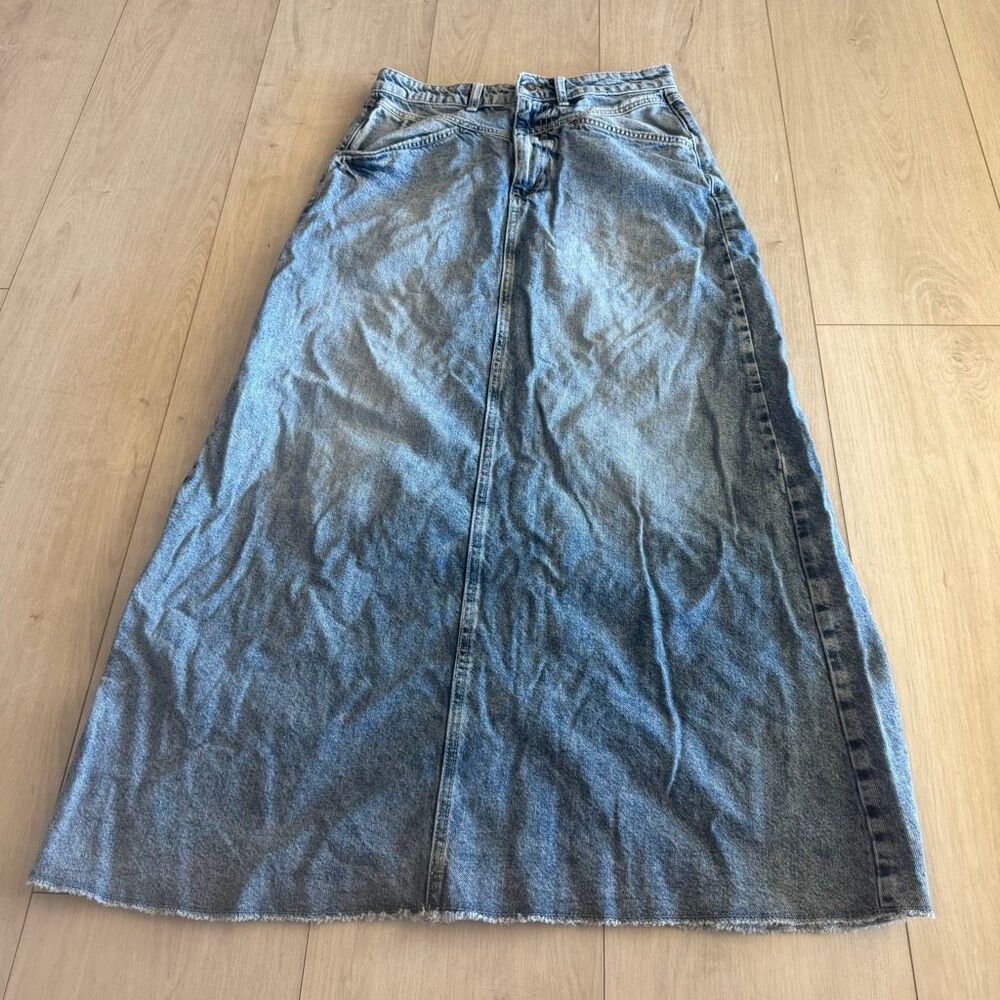 Free people womens demin maxi skirt size 6